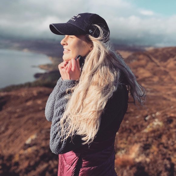 Meet your Posher, Makena - Picture 1 of 1